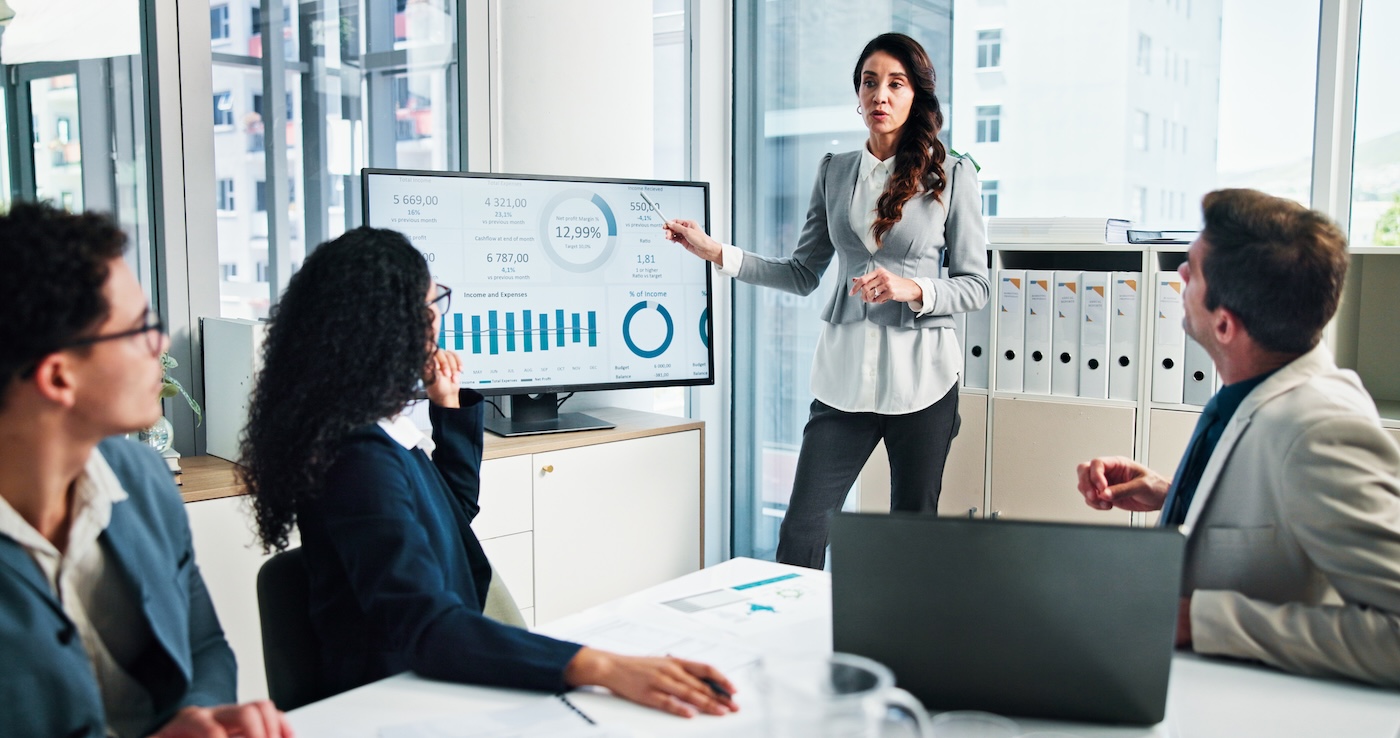 Presentation, woman and discussion for data, business and collaboration for financial performance or online. Monitor, team and people with laptop for investment, accountant or colleagues in boardroom. SSUCv3H4sIAAAAAAAAA21S2Y7kIAz8F577IUfn6P6V1WpkwOmgCTgCsjvRqP99jGlpz7cqy3aVCz6VhuSMun8qt21HyhGyo6DuzUVFDBajwB+xHxtBaF2m6GATpiGbNYBHdVdpJcpv89Bex1ldFDjueF5UypCPhIklmBnI+OB54b+0ucwbeCodugDubP5bfxZbG4Is/KYmo2eDME6ae5qhGW9wwx6YdPrazbeltZ0qqrZd7NRI2wRGT4uxtrSBNYuZ235o1feLev+ZMfqXVTisowr36IwLj0ooryUVuYYDI1+MpvXIPMvUvBdeYwqUMZ87p9PyCYth2+Hwuoyrth+Ha9d0clNpTPVSywm9bpbkVsdL41kFZb+zL4fHvhHYXEzyIaTxJV/E/vDDBRsRfMrOVzOwgT8F4YnoBXlKeV8pUxJ6wumdiSRkp2AHQYY2OqKmj1qHUOLwfC9UHdwpud/3aPcQG1KqKza3W4St5CC65cvxq3oMuc4YCH/NpH9LbdfHhdHz+QWcDAsAxgIAAA==